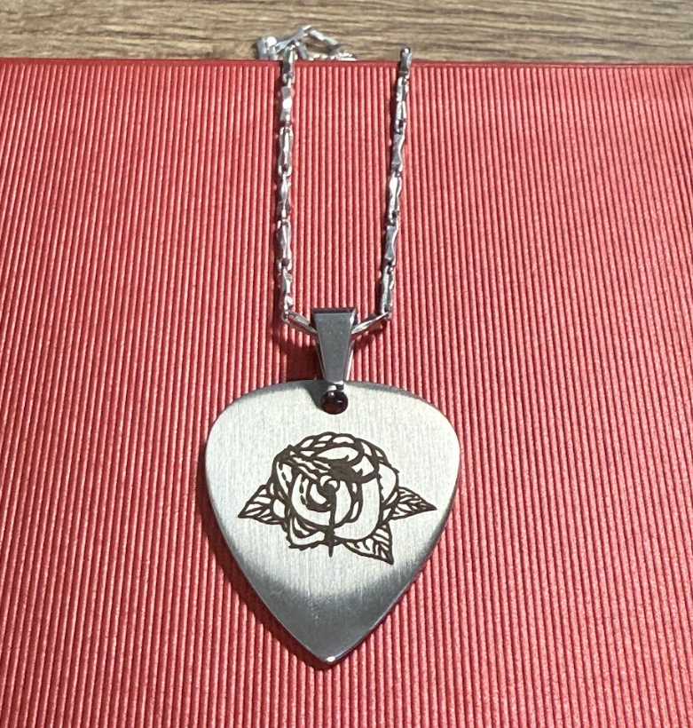 Necklace Pick Design